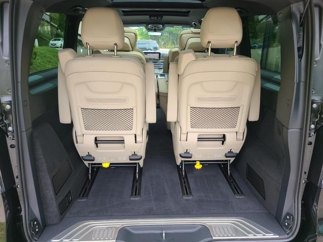 Mercedes-Benz V-Klasse 300 d 4MATIC lang EXCLUSIVE (447.813) V300 AMG LuxurySeat AHK 