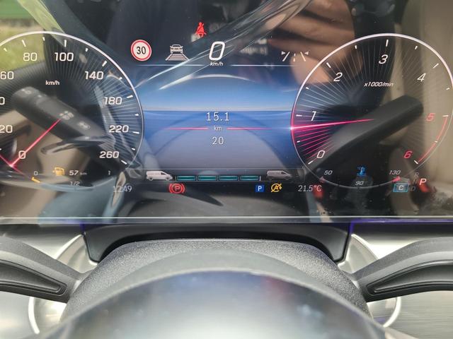 Mercedes-Benz V-Klasse 300 d 4MATIC lang EXCLUSIVE (447.813) V300 AMG LuxurySeat AHK 