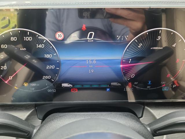Mercedes-Benz V-Klasse 300 d 4MATIC extralang EXCLUSIVE (447.815) V300d AMG AHK StHeiz LuxurySeat 