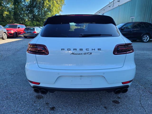Porsche Macan GTS PDLS+ BOSE Pano PASM Navi Chrono 
