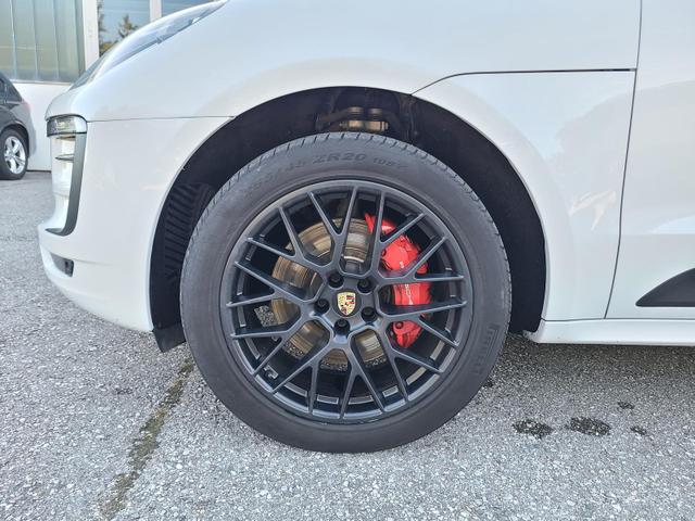 Porsche Macan GTS PDLS+ BOSE Pano PASM Navi Chrono 
