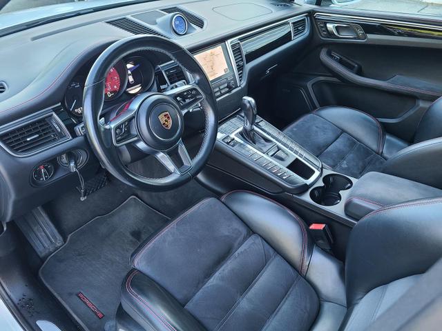 Porsche Macan GTS PDLS+ BOSE Pano PASM Navi Chrono 