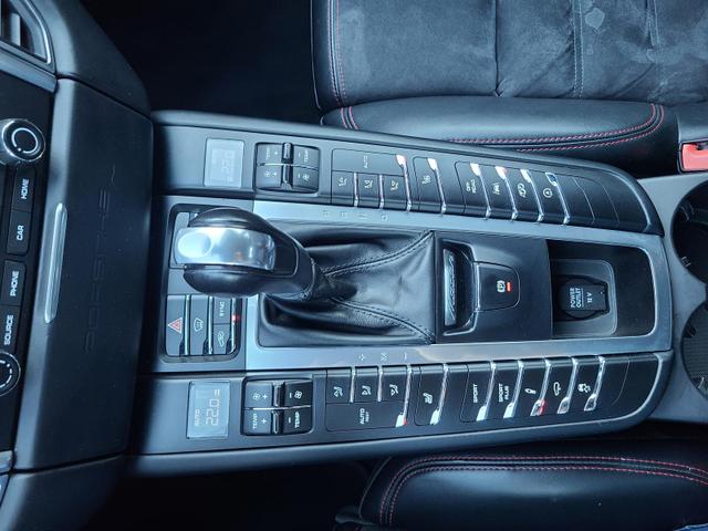 Porsche Macan GTS PDLS+ BOSE Pano PASM Navi Chrono 