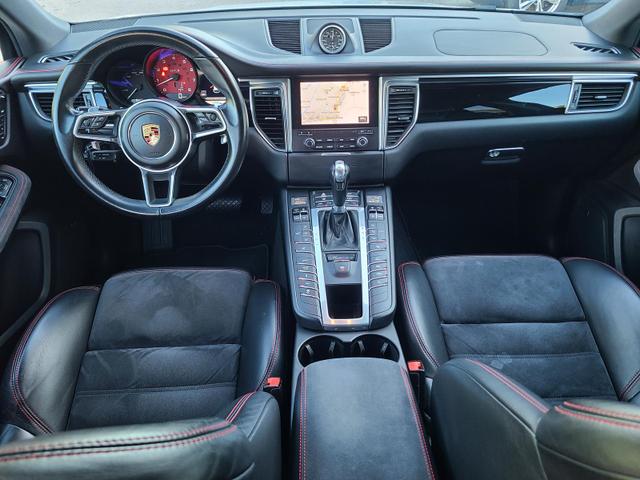 Porsche Macan GTS PDLS+ BOSE Pano PASM Navi Chrono 