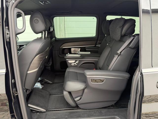 Mercedes-Benz V-Klasse 300 d 4MATIC extralang EXCLUSIVE (447.815) V Airma AHK Luxury StHeiz 