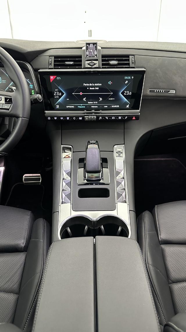 DS Automobiles 7 (Crossback) 