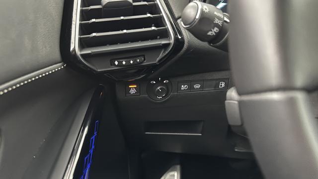 DS Automobiles 7 (Crossback) 