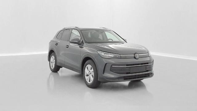 Volkswagen Tiguan - 