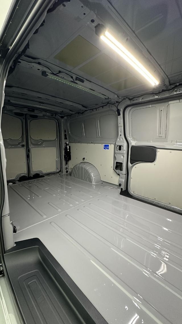 Volkswagen T5 Kastenwagen Transporter 