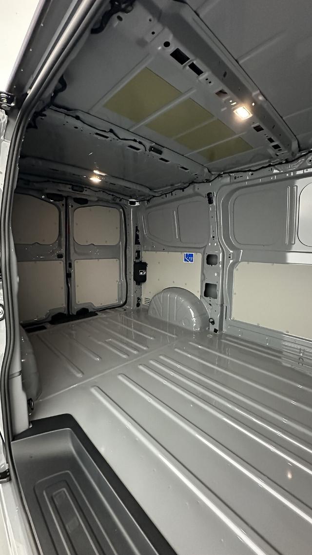 Volkswagen T5 Kastenwagen Transporter 