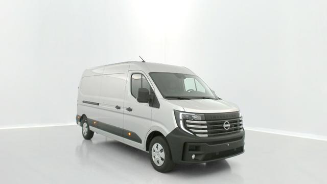 Nissan Interstar - 