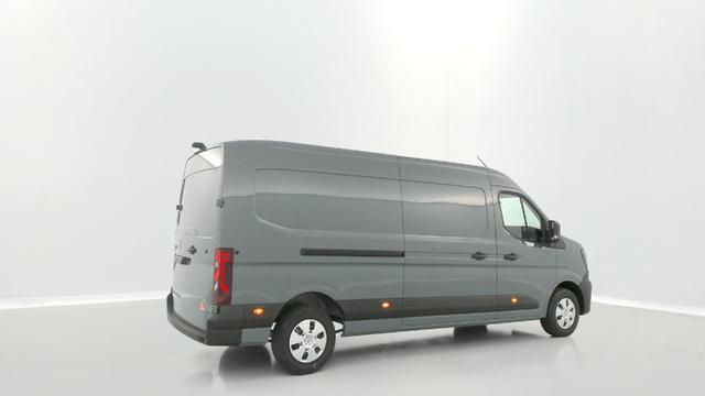 Nissan Interstar 