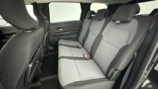 Dacia Jogger Extreme (7 seats) 