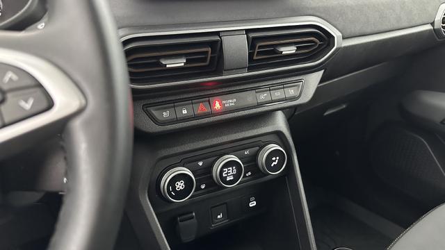 Dacia Jogger Extreme (7-seat) 