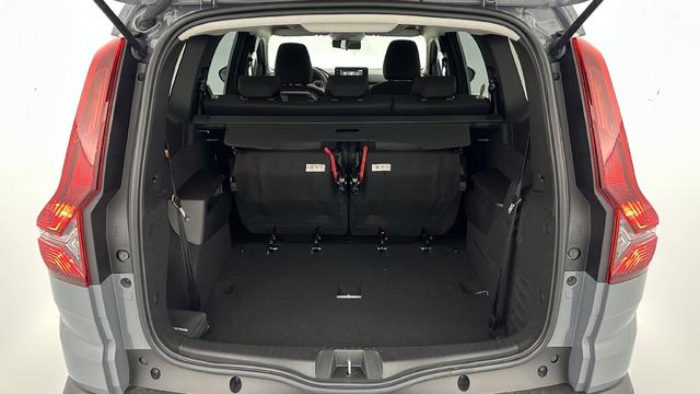 Dacia Jogger Extreme (7-seat) 