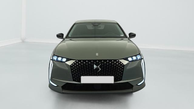 DS Automobiles 4 