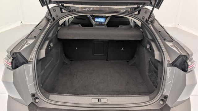 Peugeot 408 Hybrid 145 e-DCS6 Allure 