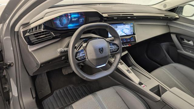 Peugeot 408 Hybrid 145 e-DCS6 Allure 