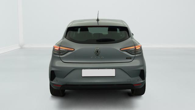 Renault Clio E-TECH FULL HYBRID 145 EVOLUTION 