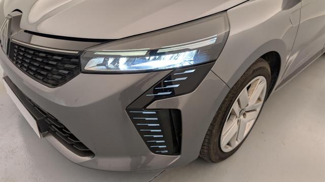 Renault Clio E-TECH FULL HYBRID 145 EVOLUTION 