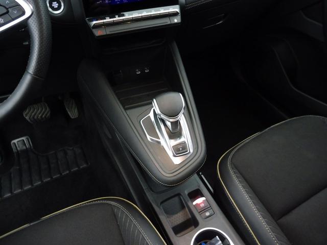 Renault Symbioz Iconic 