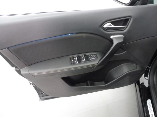 Renault Symbioz Iconic 