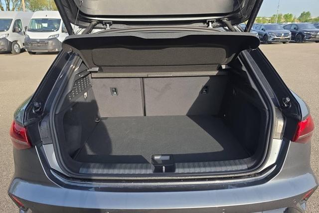 Audi A3 45 TFSI E HYBRIDE RECHARGEABLE 272 S TRONIC 6 LINE 