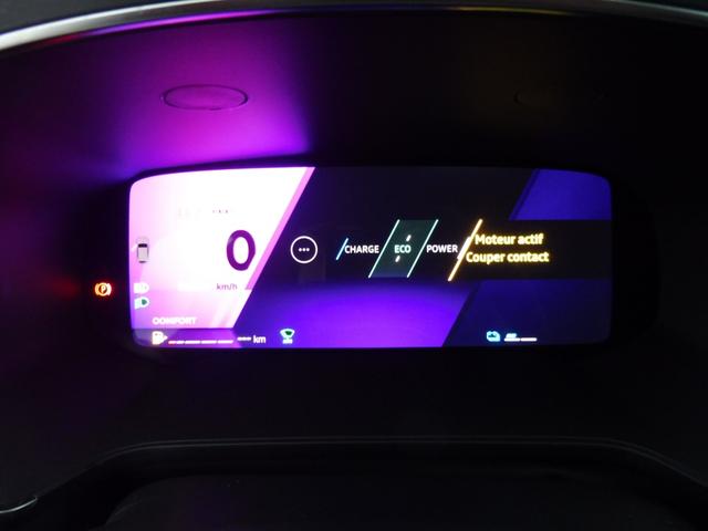 Renault Symbioz Iconic 