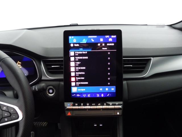 Renault Symbioz Iconic 