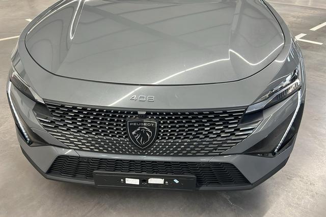 Peugeot 408 Hybrid 145 e-DCS6 Allure 
