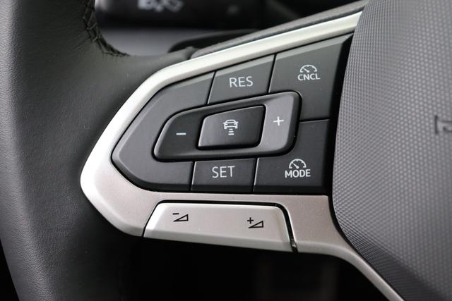 Volkswagen Caddy Style SWB 5pl 