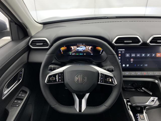 MG ZS 1.5 L Hybrid+ 197 ch Luxury 