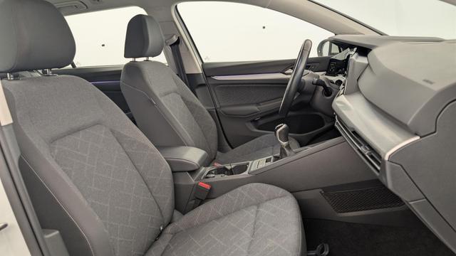 Volkswagen Golf Variant 1.0 TSI OPF 110 BVM6 LIFE 