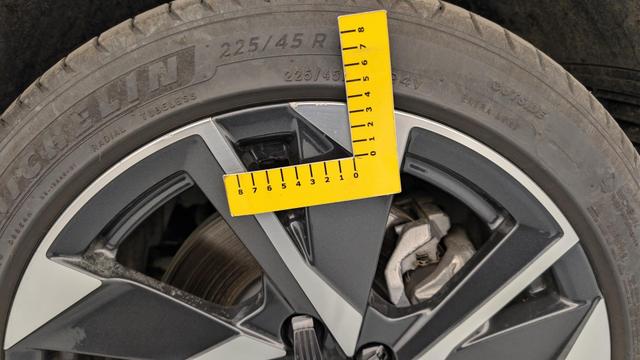 Peugeot 308 Hybrid 145 e-DCS6 Allure 