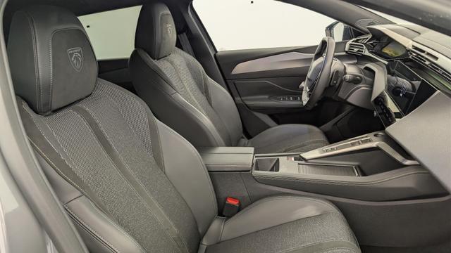 Peugeot 408 Hybrid 145 e-DCS6 GT 