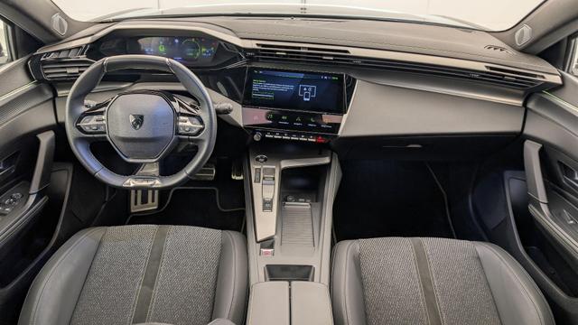 Peugeot 408 Hybrid 145 e-DCS6 GT 