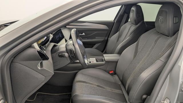 Peugeot 408 Hybrid 145 e-DCS6 GT 