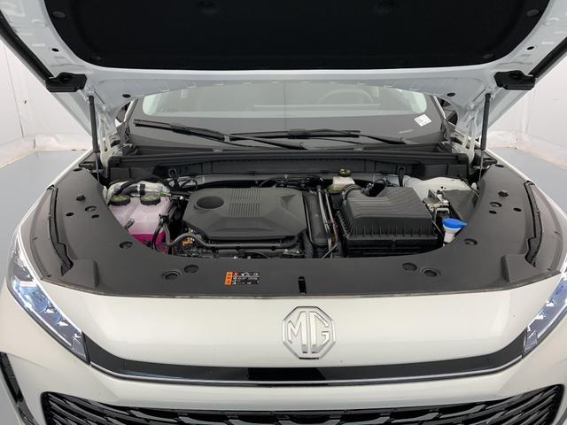 MG EHS 1.5T PHEV 272 ch Luxury 