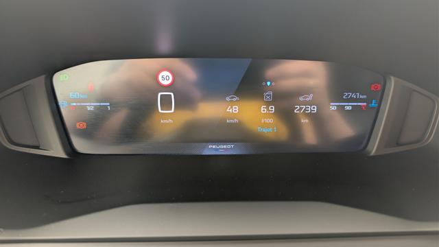 Peugeot 2008 100 S&S BVM6 Allure 