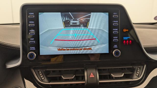 Toyota C-HR HYBRIDE 2.0L DISTINCTIVE 