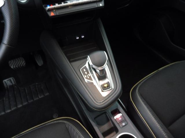 Renault Symbioz Iconic 