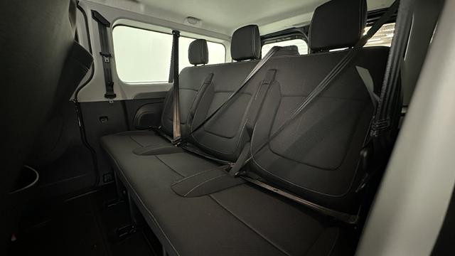 Renault Trafic Kombi RED Edition (L2H1) 