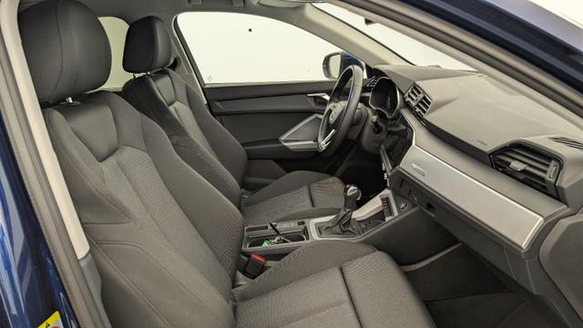 Audi Q3 35 TDI 150 ch S tronic 7 Design 