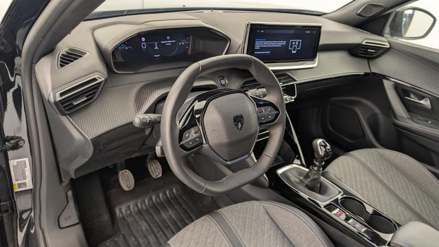 Peugeot 2008 100 S&S BVM6 Allure 