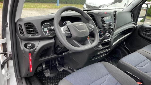 Iveco 35S16H 4100 (Daily III) Car Carrier Platform (Plat'Fix PF18 Alu) 