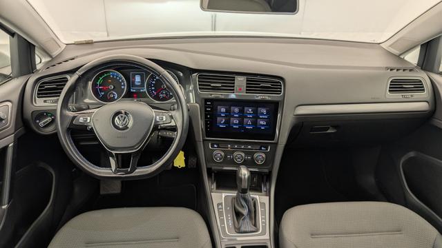 Volkswagen Golf 136 Electrique 
