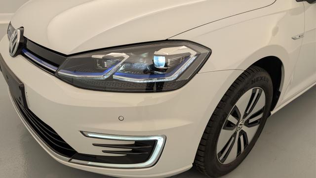 Volkswagen Golf 136 Electrique 