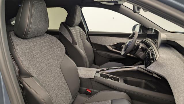 Peugeot 3008 Hybrid 145 e-DCS6 Allure 