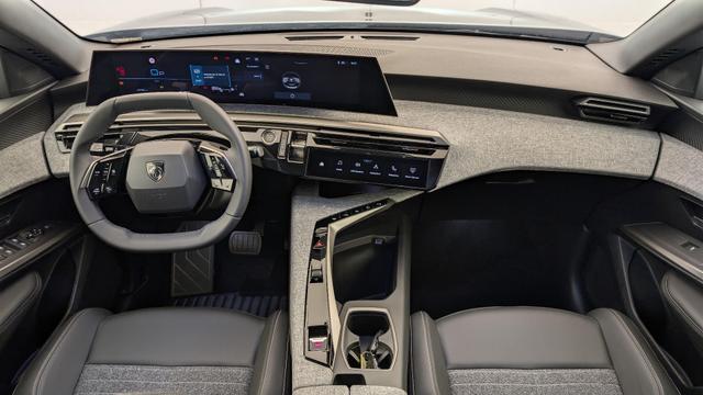 Peugeot 3008 Hybrid 145 e-DCS6 Allure 