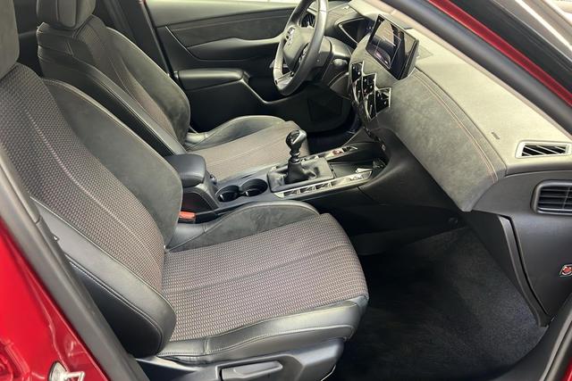 DS Automobiles 3 PureTech 100 BVM6 Performance Line 